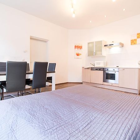 Apartment Troststrasse Виена Екстериор снимка