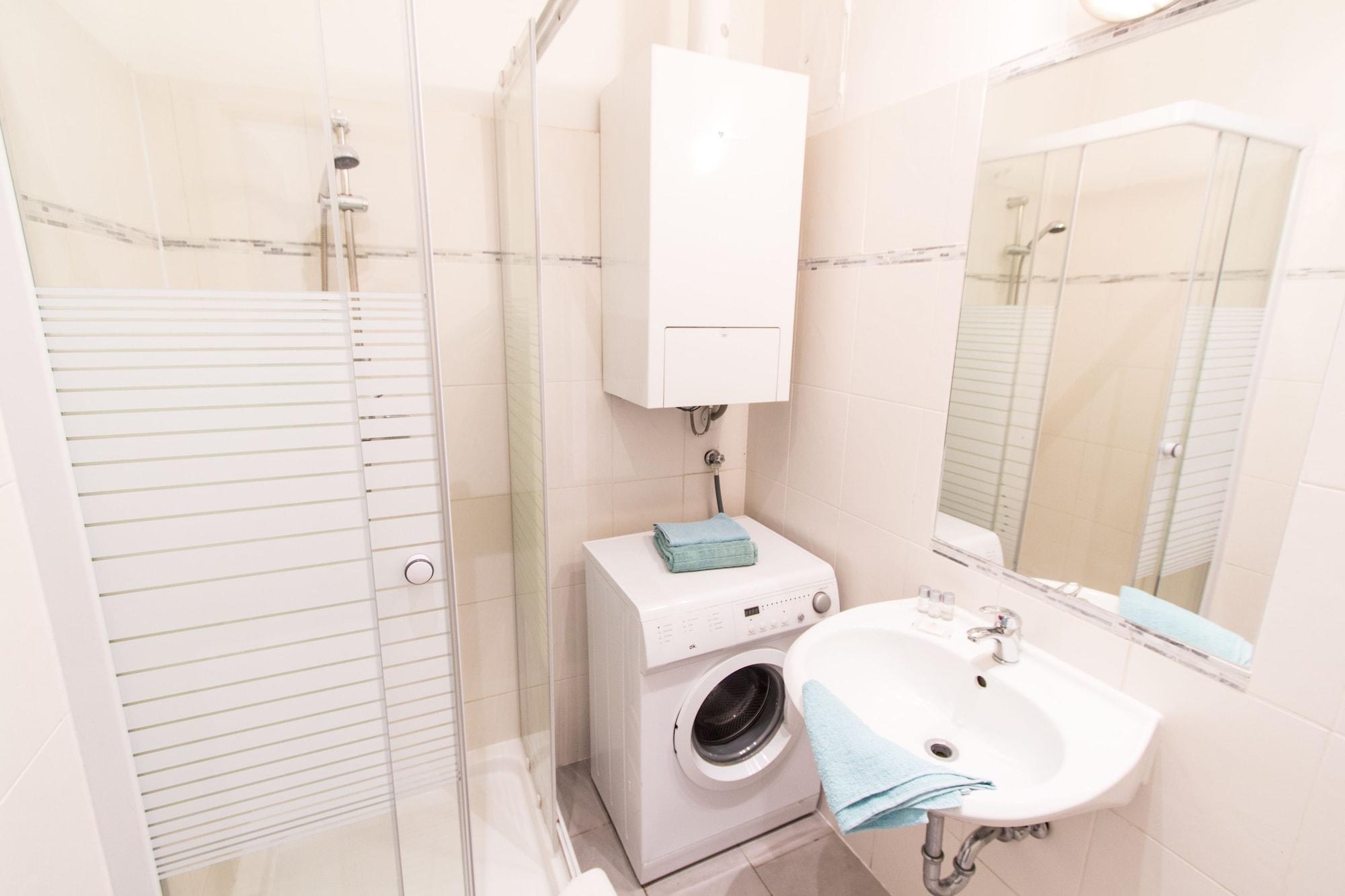 Apartment Troststrasse Виена Екстериор снимка