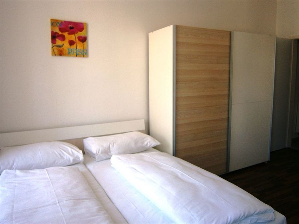 Apartment Troststrasse Виена Екстериор снимка