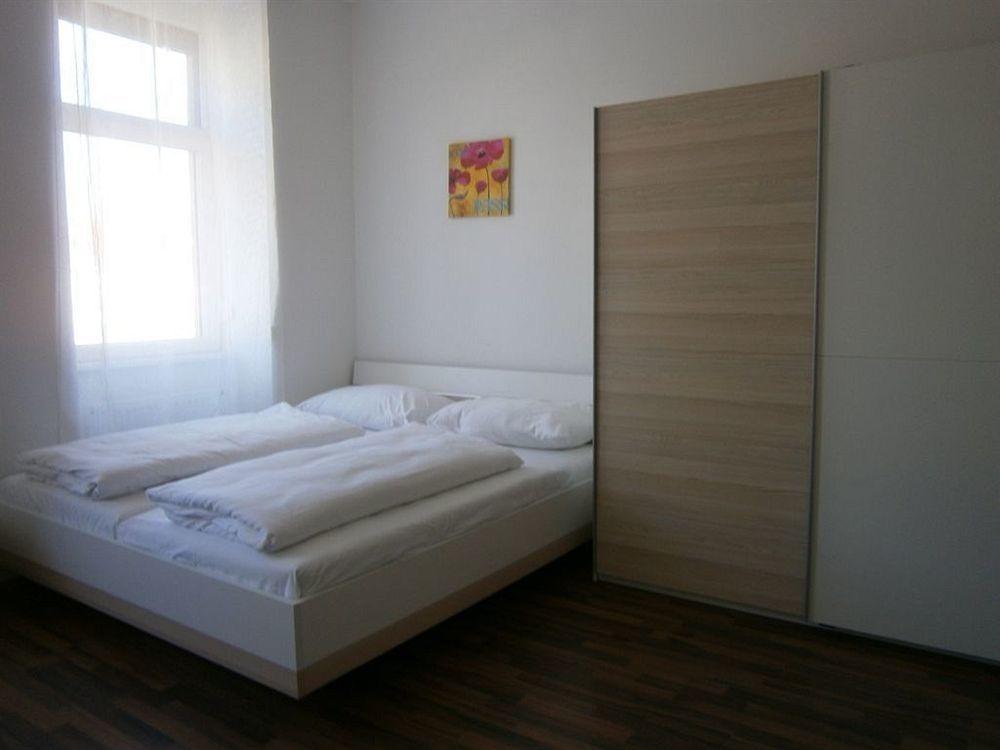 Apartment Troststrasse Виена Екстериор снимка